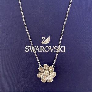 Swarovski Flower Necklace